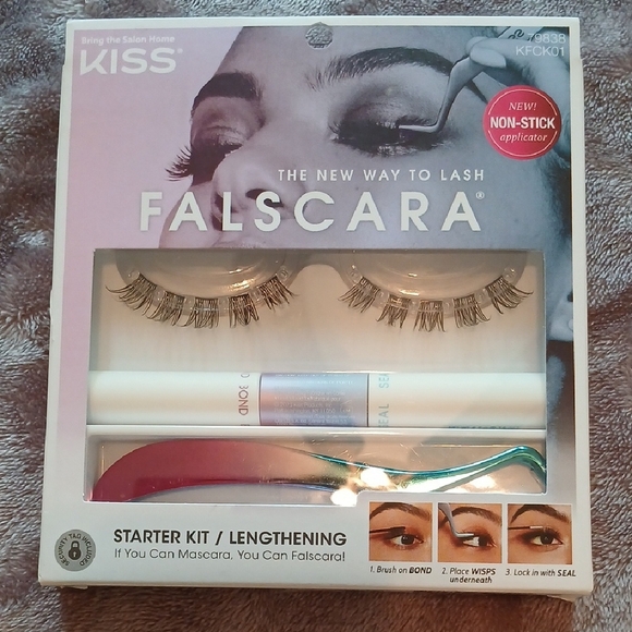 KISS Falscara Lash Kit with Applicator - Black and White - Picture 1 of 7